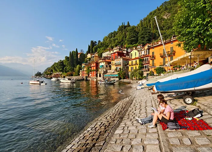 Casa Al Prato Apt. F 아파트 바레나