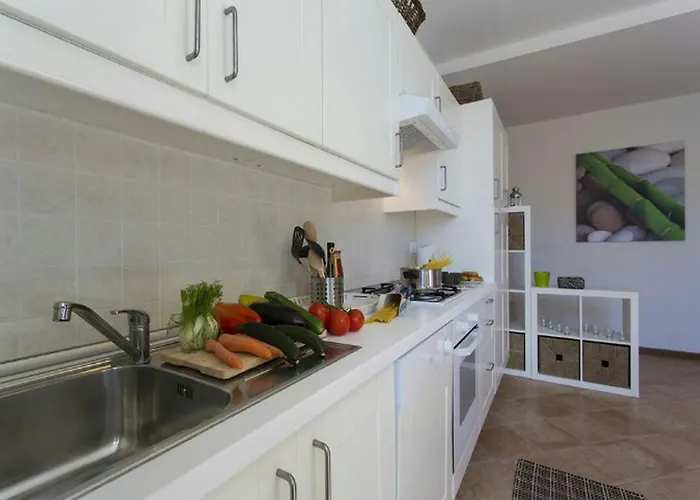 Casa Al Prato Apt. F 바레나